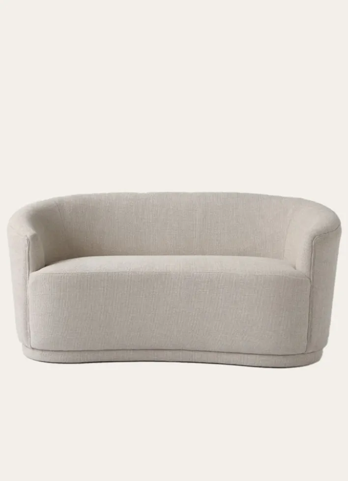 CANAPÉ ARRONDI SANS PIEDS BEIGE