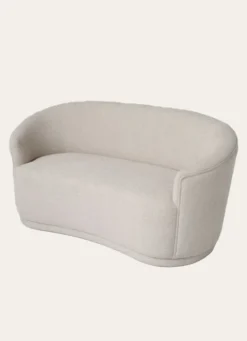 CANAPÉ ARRONDI SANS PIEDS BEIGE
