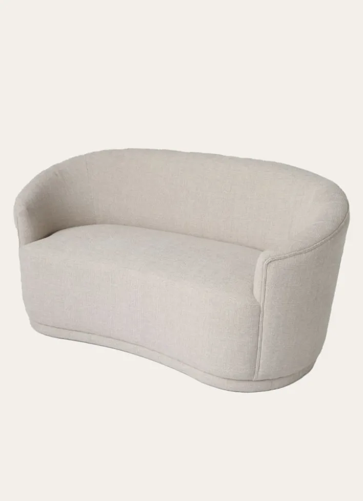 CANAPÉ ARRONDI SANS PIEDS BEIGE