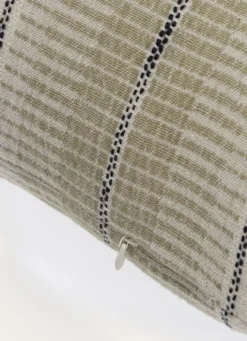 COUSSIN AVEC RAYURE TISSÉE KAKI