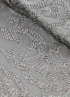 COUSSIN JACQUARD EN RELIEF MOTIF FEUILLAGE vert