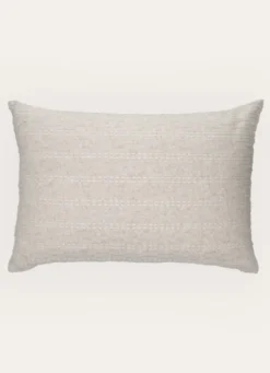 COUSSIN UNI AVEC PASSAGE FILS FANTAISIE ECRU