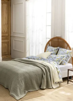 COUVRE-LIT MATELASSÉ SORBIER VERT DE GRIS