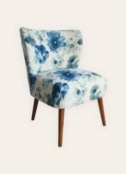 FAUTEUIL EN TISSU AVEC PIEDS EN BOIS MULTICOLORE