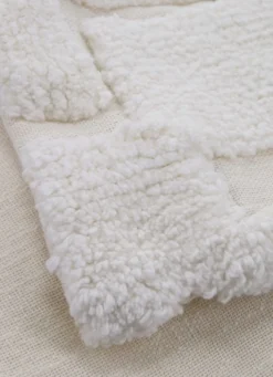 HOUSSE DE COUSSIN MOTIF GÉOMÉTRIQUE TUFTÉ ÉCRU