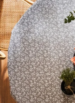 NAPPE ENDUITE À MOTIF VÉGÉTAL GRIS