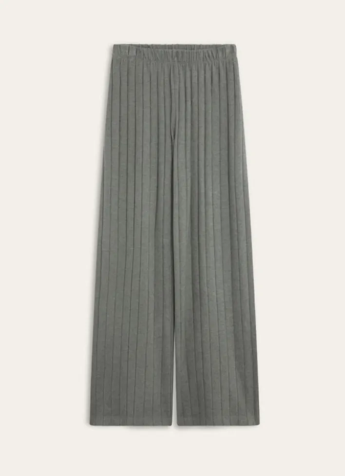 PANTALON DROIT ET LARGE EN MAILLE DOUCE GRIS