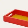 PETIT PLATEAU EN BOIS LAQUÉ rouge
