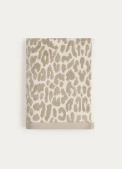 SERVIETTE DE TOILETTE EN VELOURS À MOTIF LÉOPARD BEIGE CLAIR