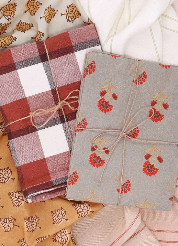 TORCHON EN COTON TEXTURÉ AVEC RAYURES rouge